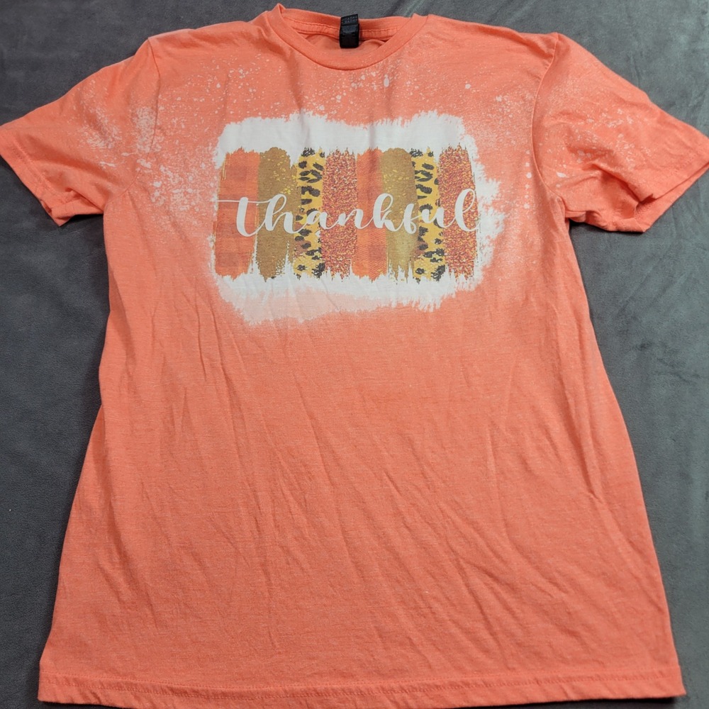 Gildan Softstyle Thankful Graphic T-Shirt Orange Bleached Leopard Print Mens M